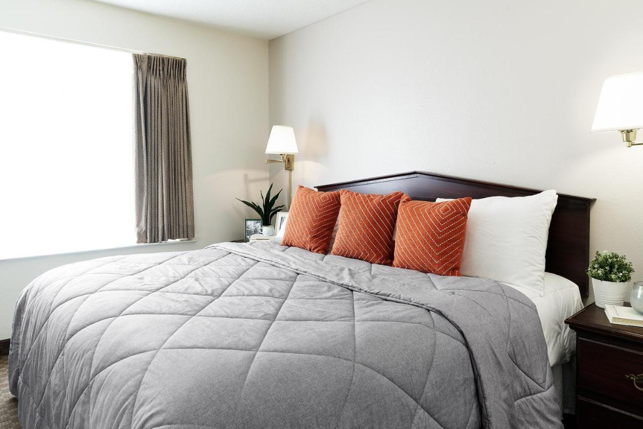 Intown Suites Extended Stay Newport News Va - I-64 Экстерьер фото
